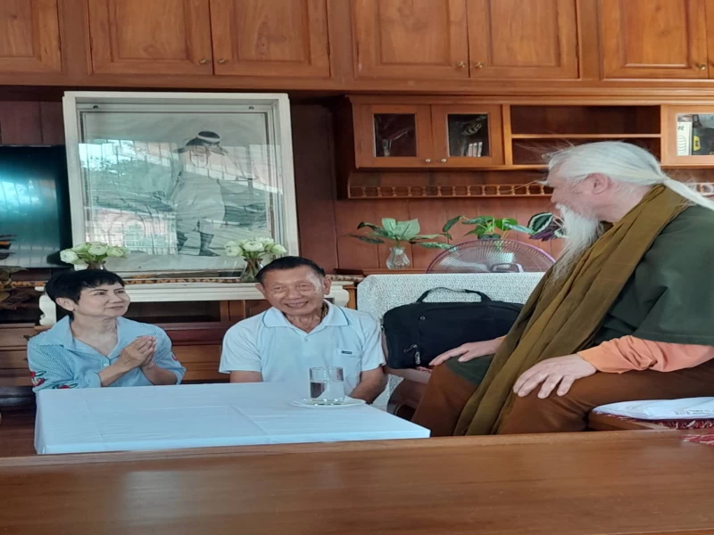 อาศัยพุทธธรรมนำชีวิต ให้เรืองฤทธิ์ ดับทุกข์สุขสดใส ปัญญาสว่างกระจ่างใจ สิ่งใด ๆ ล้วนเป็นเช่นนั้นเอง