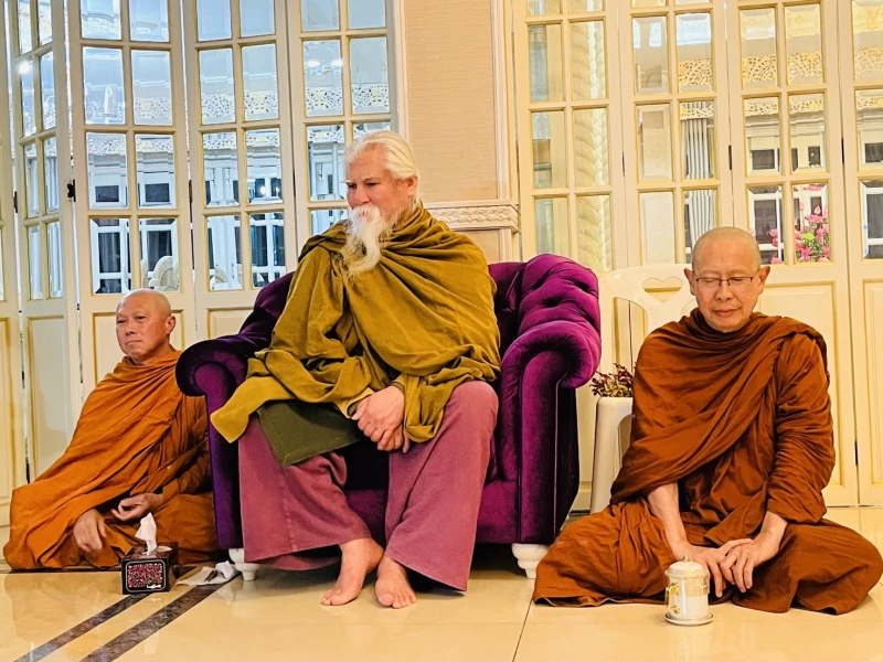 เหตุเพราะความคิด ตั้งใจให้ดี คิดดี คิดถูก คิดเป็น ก็ไม่เป็นทุกข์ คิดไม่ดี คิดไม่เป็น ก็เป็นทุกข์  คนจำนวนไม่น้อยทุกข์ เพราะความคิด