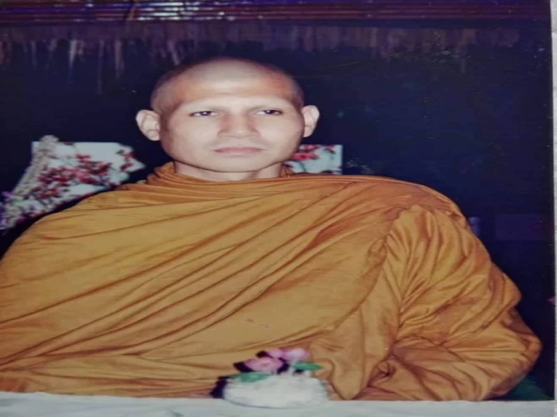 หมดขุ่นก็ใสตรงนั้น หมดร้อนก็เย็นตรงนั้น หมดวุ่นก็ว่างตรงนั้น ไม่ต้องหาที่ไหนมีที่ใจนั่นเอง.