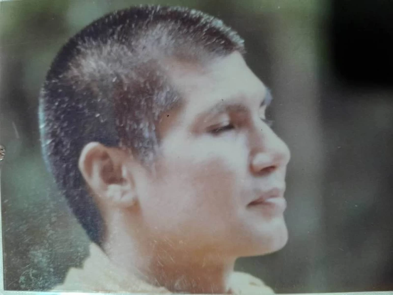 เมื่อไม่ตายก็ต้องเป็นอยู่เช่นนั้น โลกย่อมผันตามกฏบทวิถี เทียบชีวิตคล้ายสายนที ย่อมต้องมีขึ้นลงอย่าสงกา