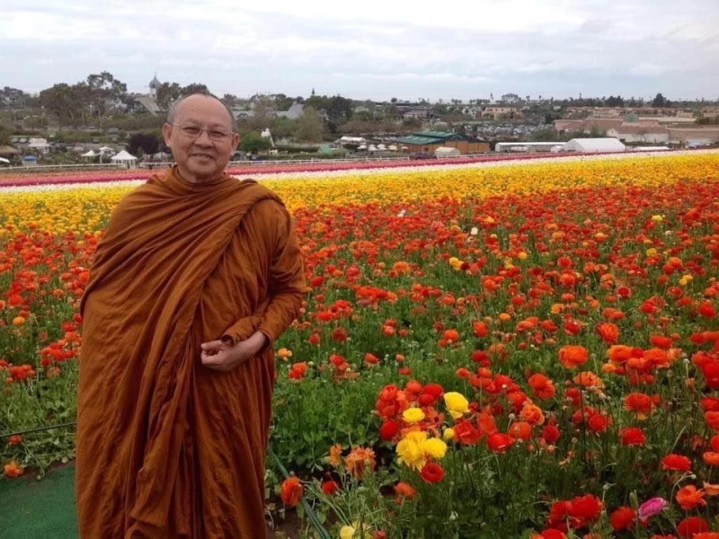 ท้อ ก็อย่า ถอย -ถอย ก็อย่า ทิ้ง.