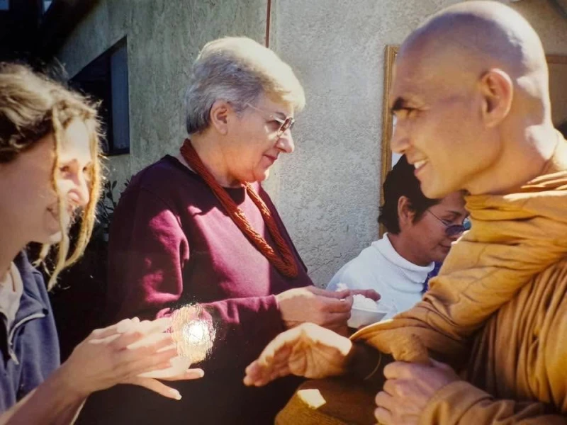 รู้อารมณ์  รู้สภาวะแท้จนข้ามพ้น