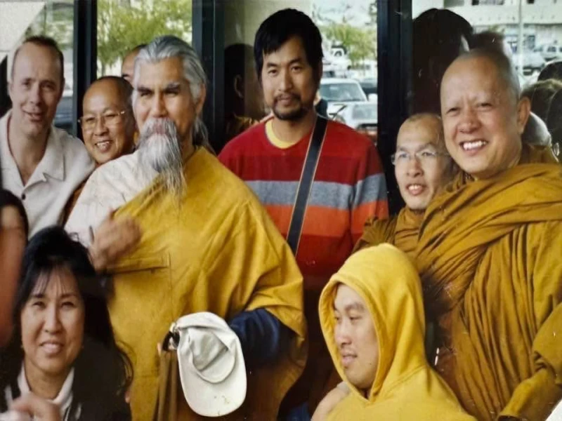 ในโลกนี้มีแต่ธาตุรู้ทั้งนั้น ไม่มีสัตว์ ไม่มีบุคคล ไม่มีตัวตน