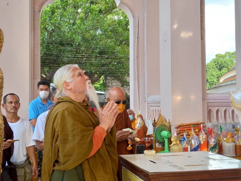 สภาวะมี แต่ไม่มีอัตตา มีสติมั่น ไม่หวังอะไรใน