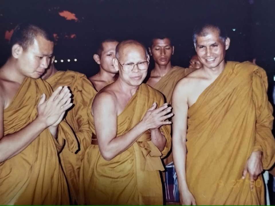 ธัมโมวาทโดยพระอาจารย์ยันตระ อมโร  เฝ้ารู้ดูที่จิต